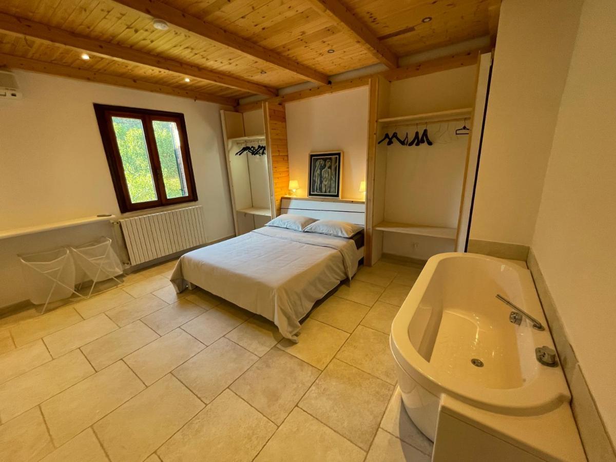 أوستوني Villa Chez Elio المظهر الخارجي الصورة